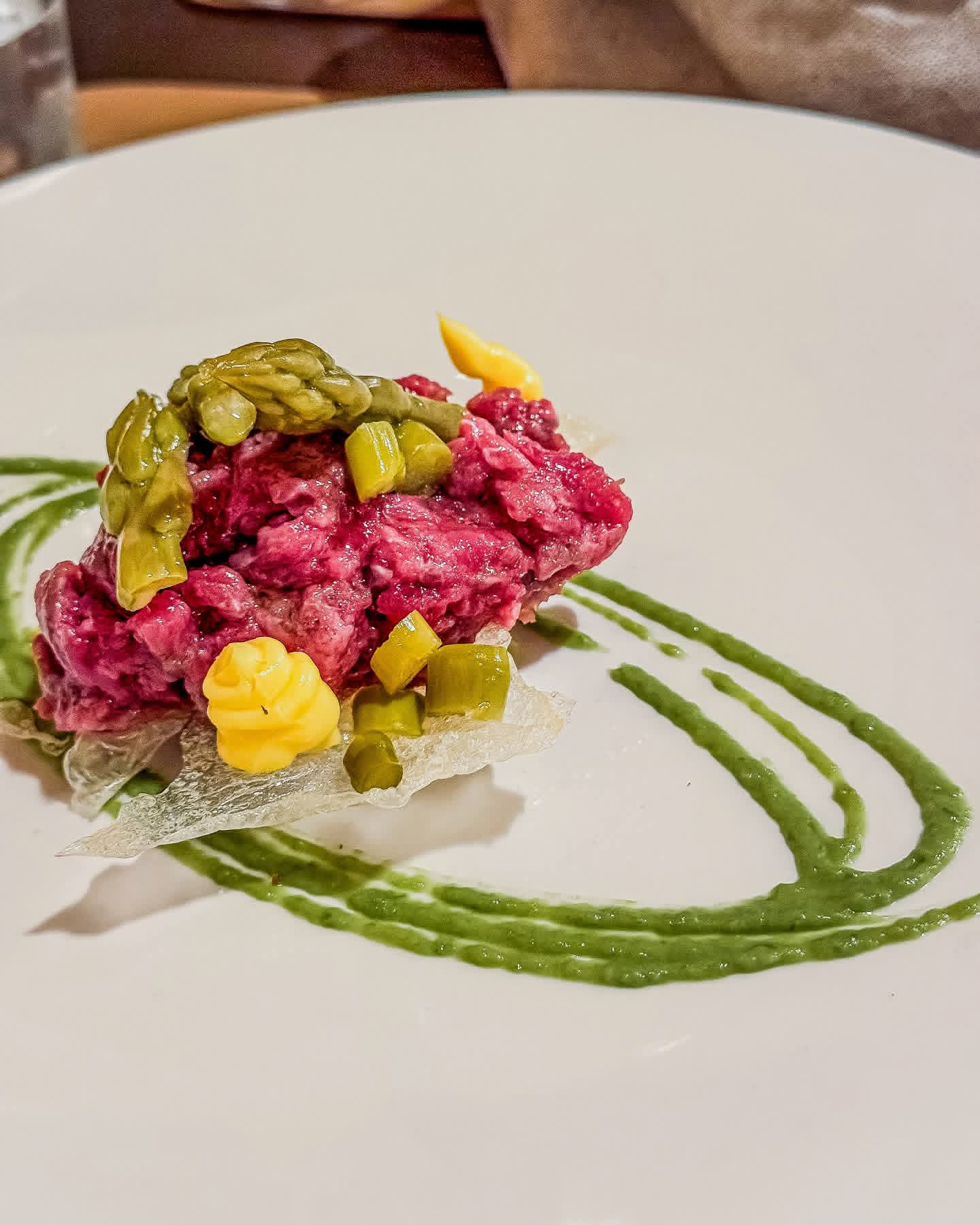 Tartare di manzo con asprago e capperi